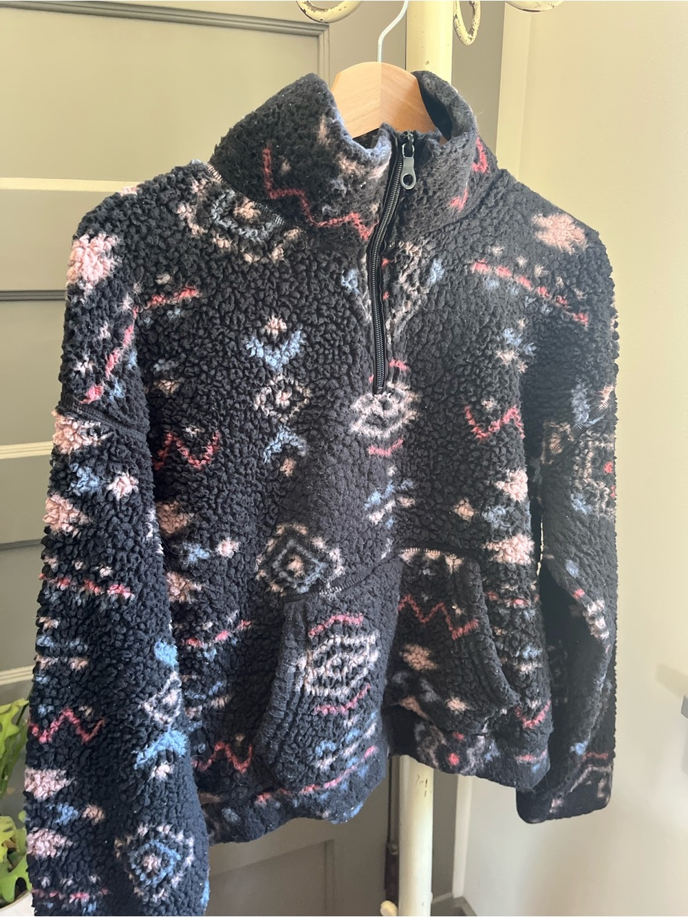 Cozy Fleece Geometric Print Quarter-Zip Pullover